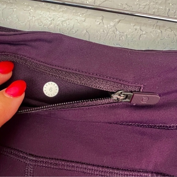 Lululemon Inspire Crop II Luxtreme Leggings, Black Cherry 6 - Run, Gym, Tights - Picture 7 of 8
